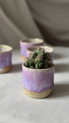 Fioletowa osłonka ceramiczna toczona na kole biały błękitny spływ