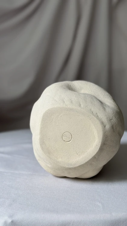recznie-lepiony-wazon-ceramiczny-wabi-sabi-muundo.jpg