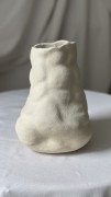 wazon-ceramiczny-handmade-organiczna-forma-kwiaty.jpg